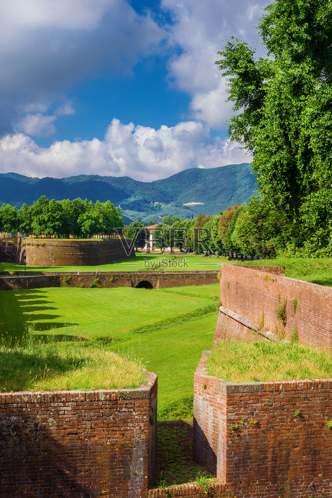 卢卡墙公园照片摄影图片