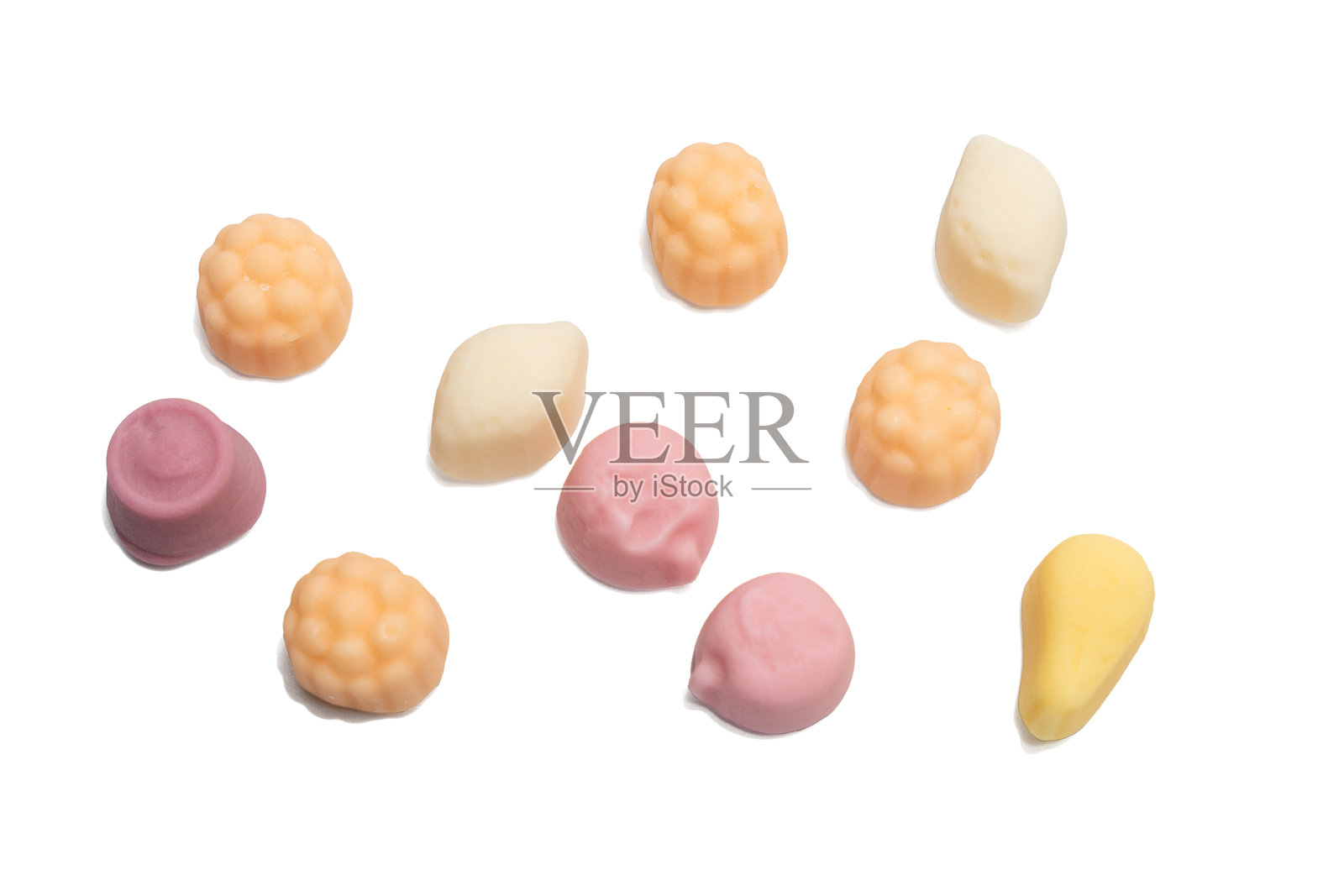 五彩缤纷的水果软糖，俯视图。照片摄影图片