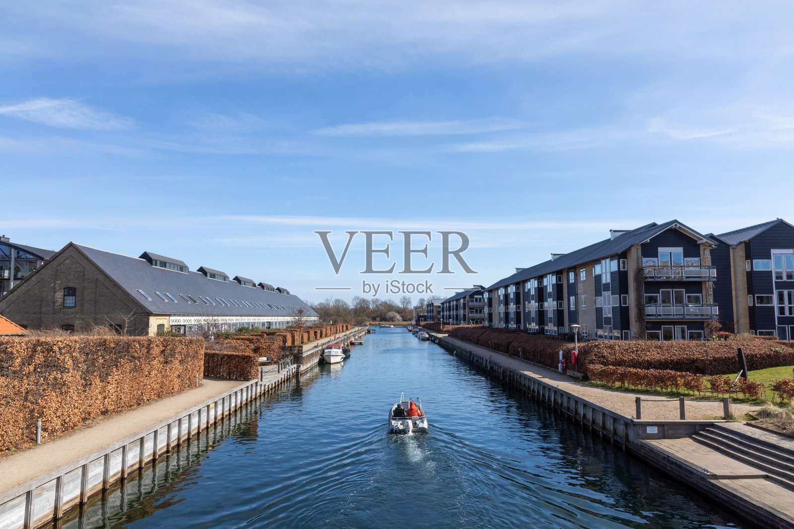 运河船照片摄影图片