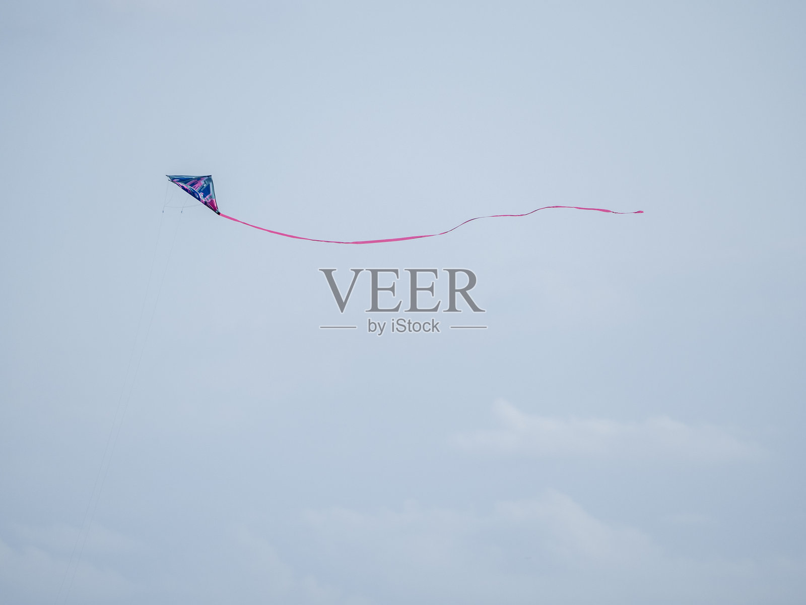 天空中的彗星照片摄影图片