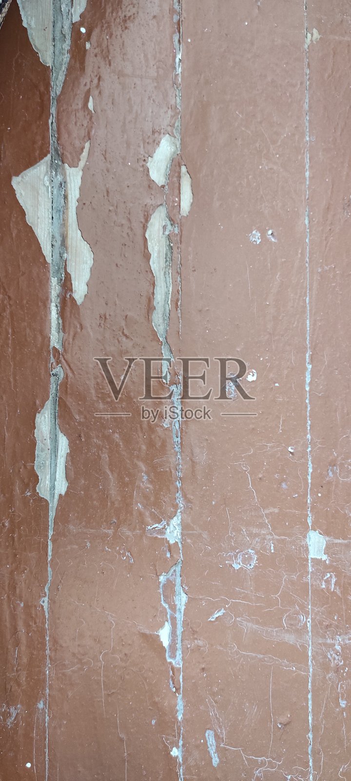 老旧木质表面，裂纹和剥落的棕色油漆纹理，完美适用于乡村复古背景设计项目照片摄影图片