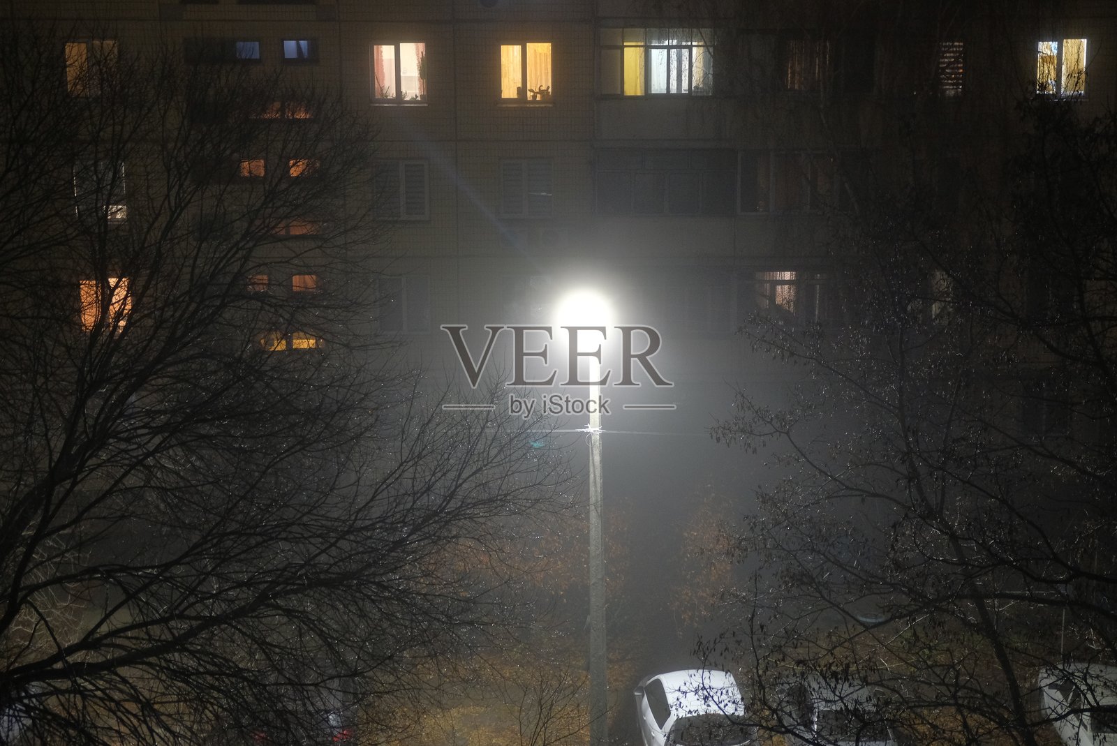 海洋风景，清澈的海水，迷人的沙滩，美丽的天空照片摄影图片