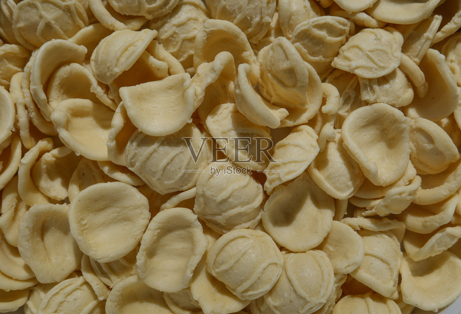 耳朵形意大利面食照片摄影图片