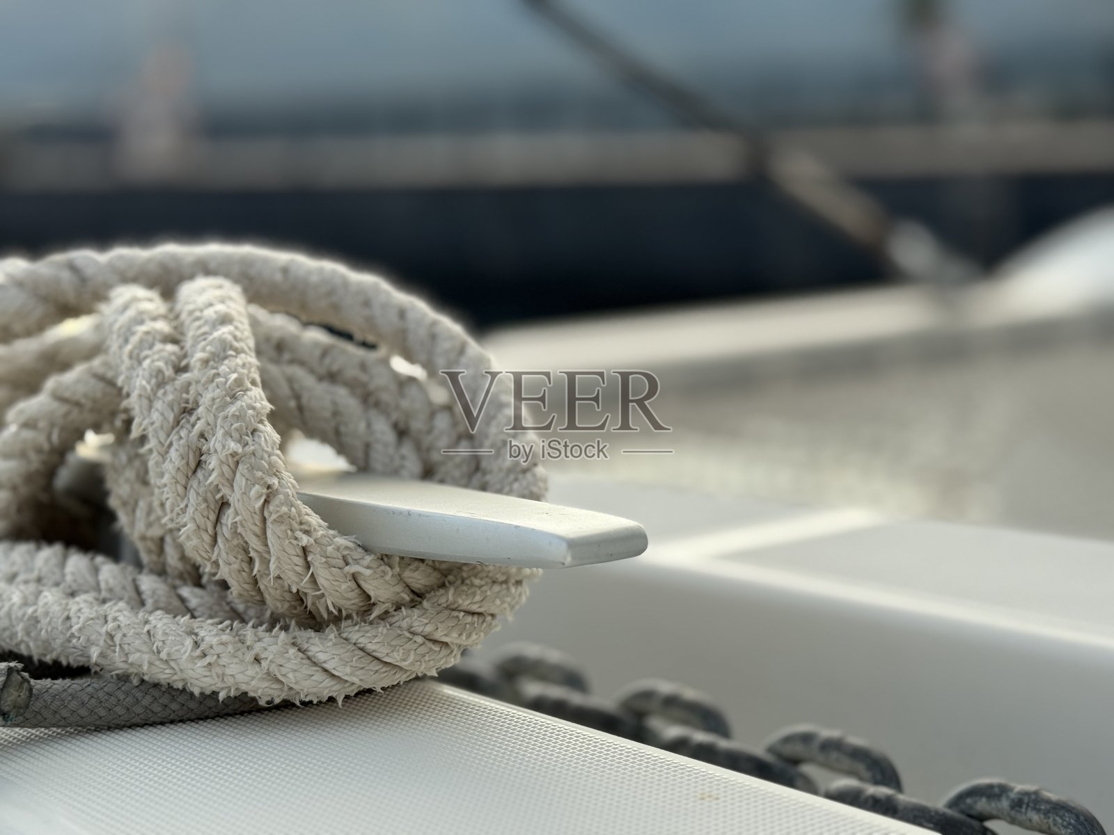 帆船双体船上的绳结照片摄影图片