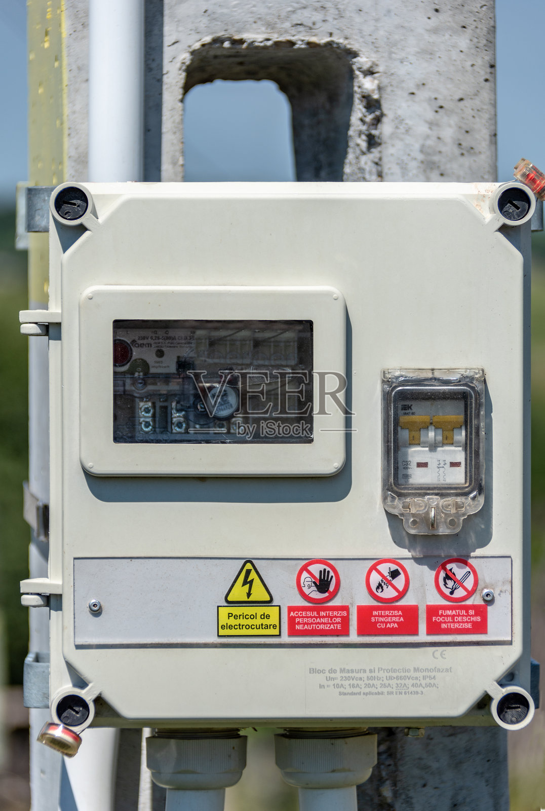 工业电力终端表的分布照片摄影图片