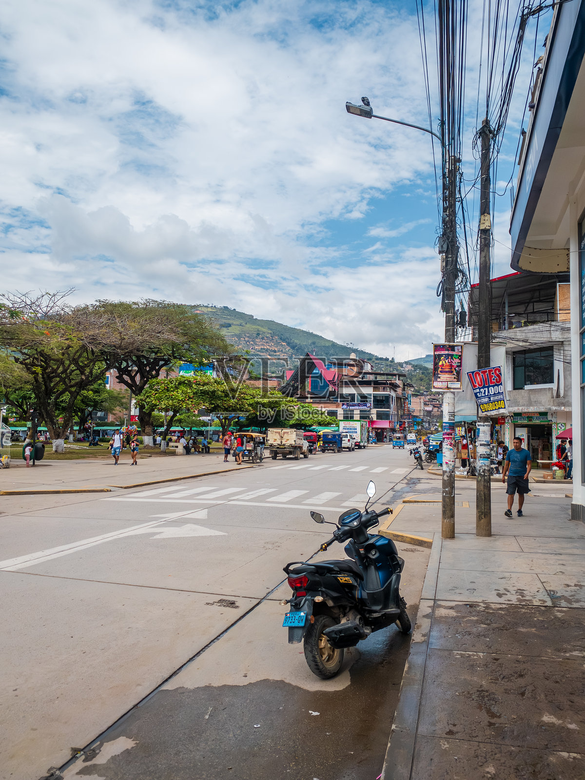 皮查纳基主广场的街道 - 昌查马约照片摄影图片