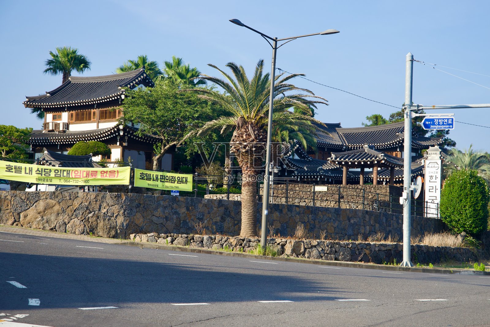 正房街的韩屋综合体照片摄影图片