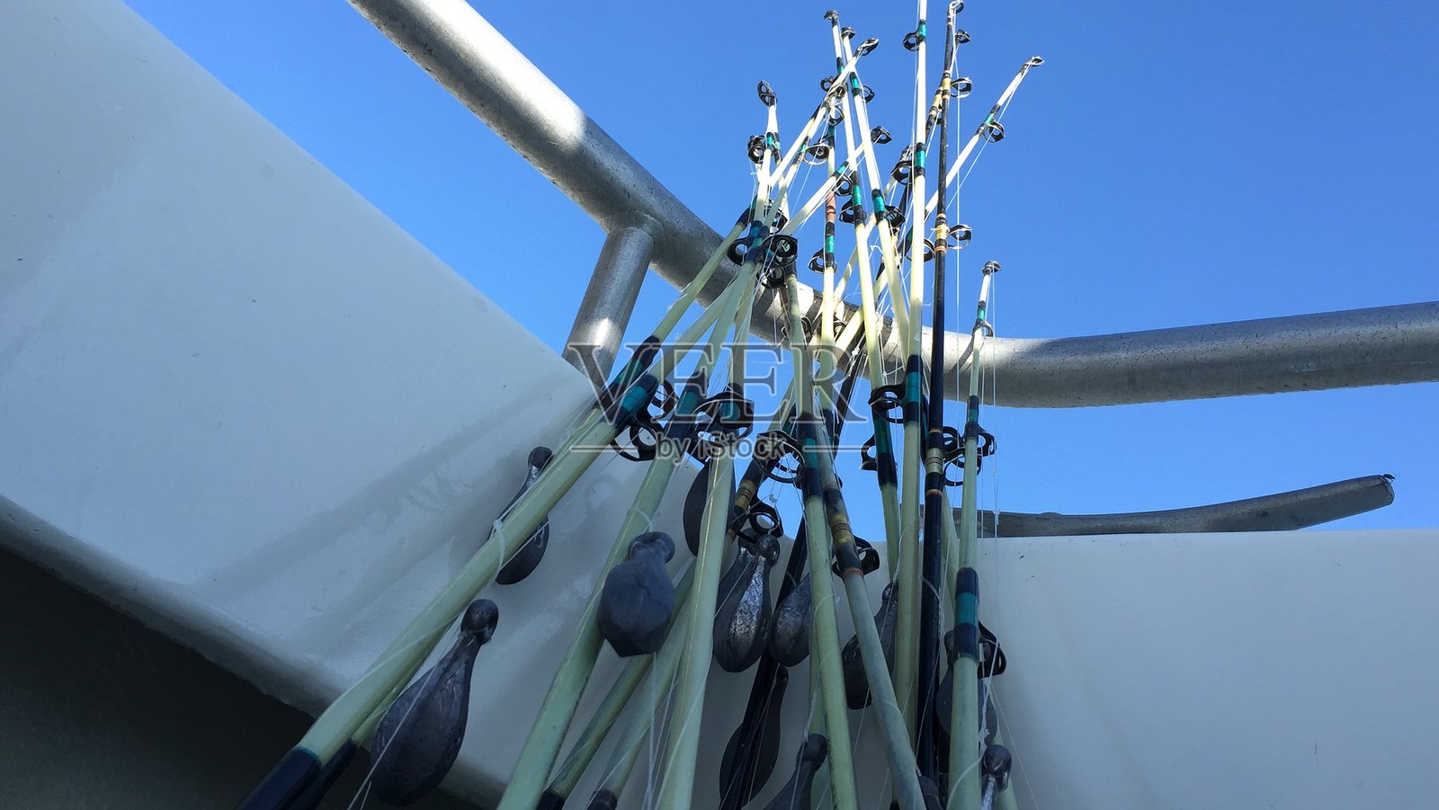 钓鱼结束照片摄影图片