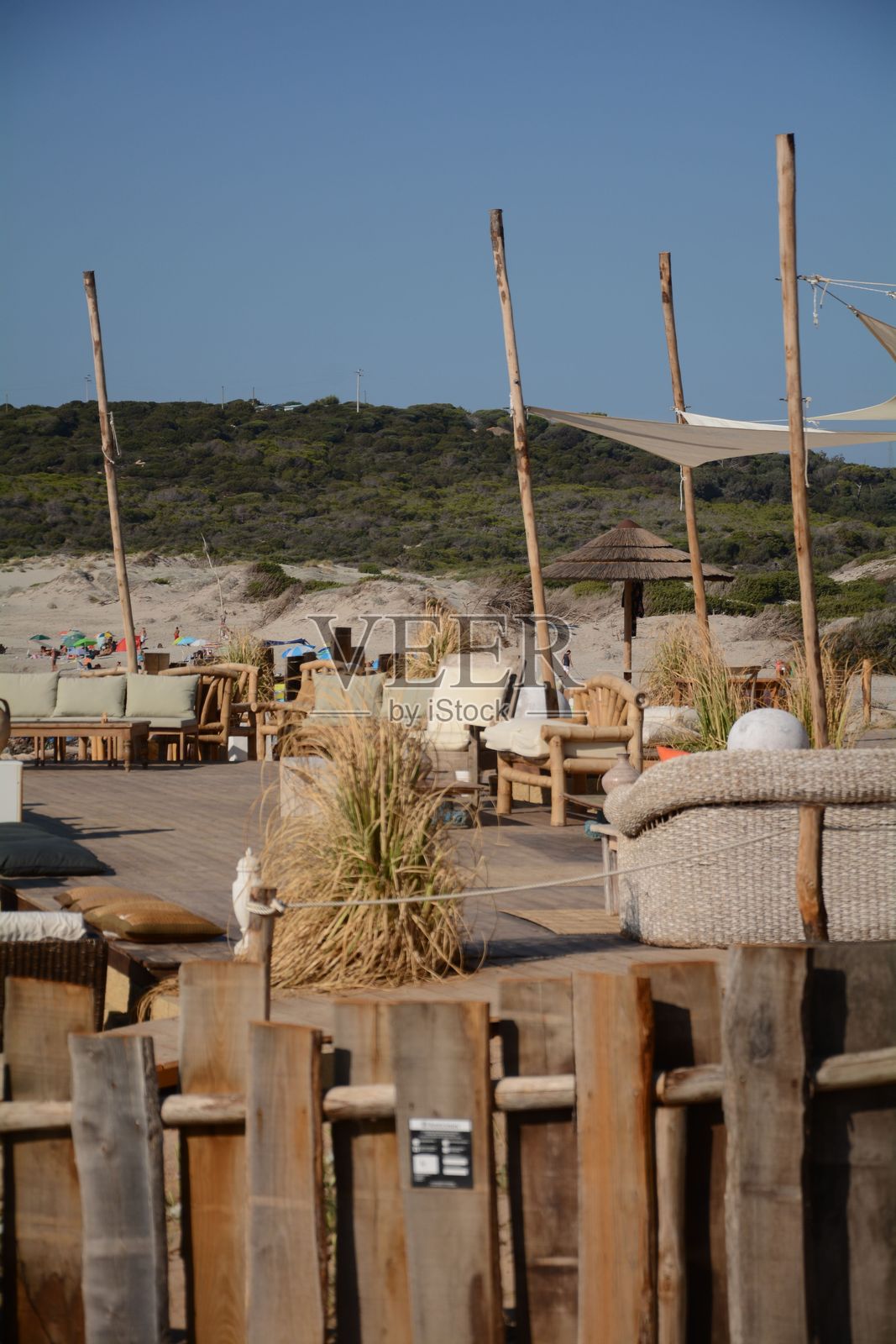 乡村风格的海滨休闲区照片摄影图片