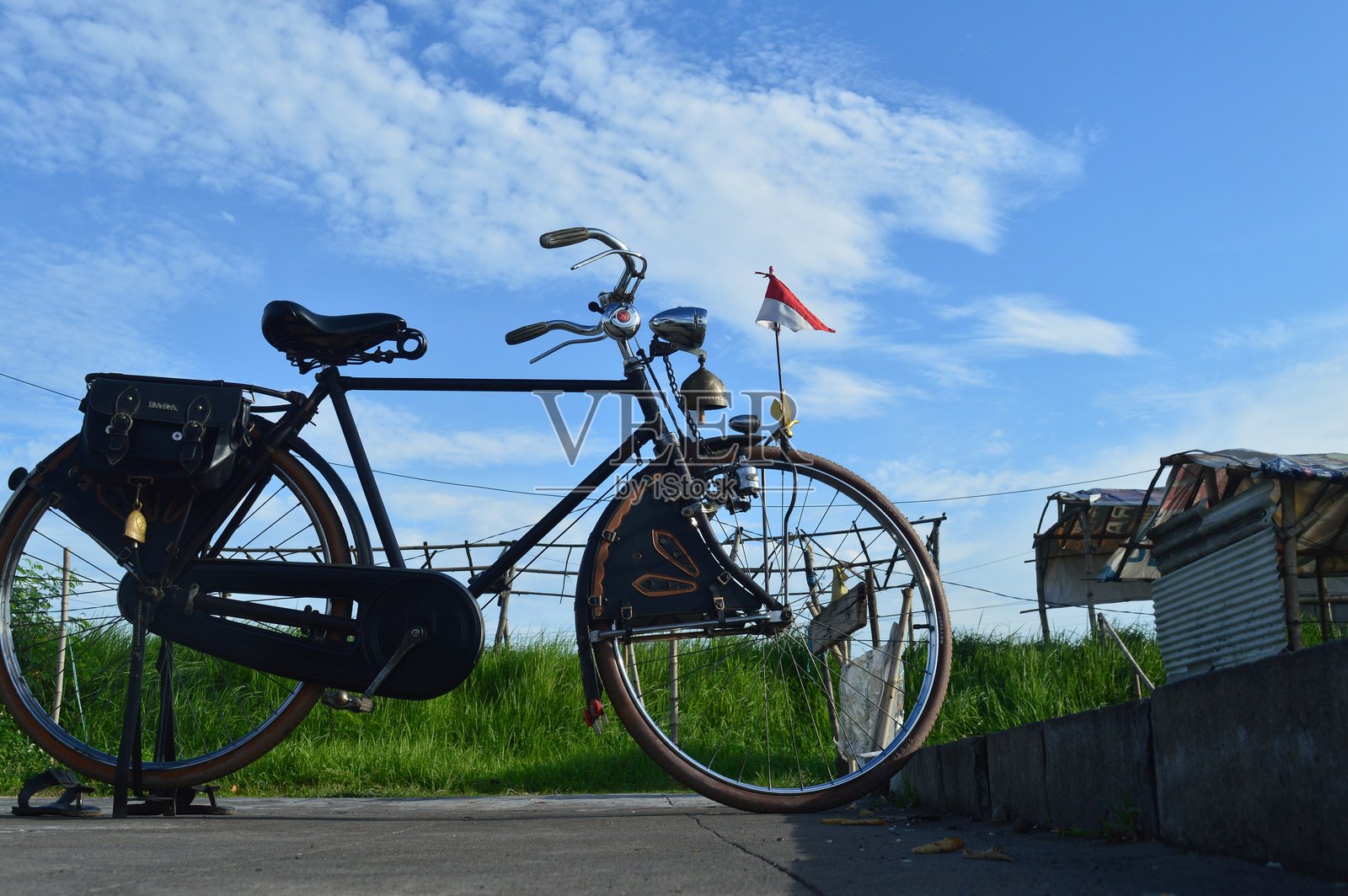 经典的Jengki自行车:在西多阿尔乔的怀旧骑行照片摄影图片