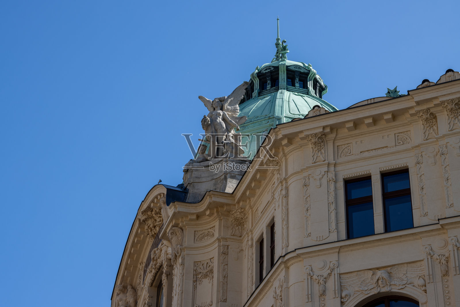 捷克卡罗维发利的历史建筑细节照片摄影图片