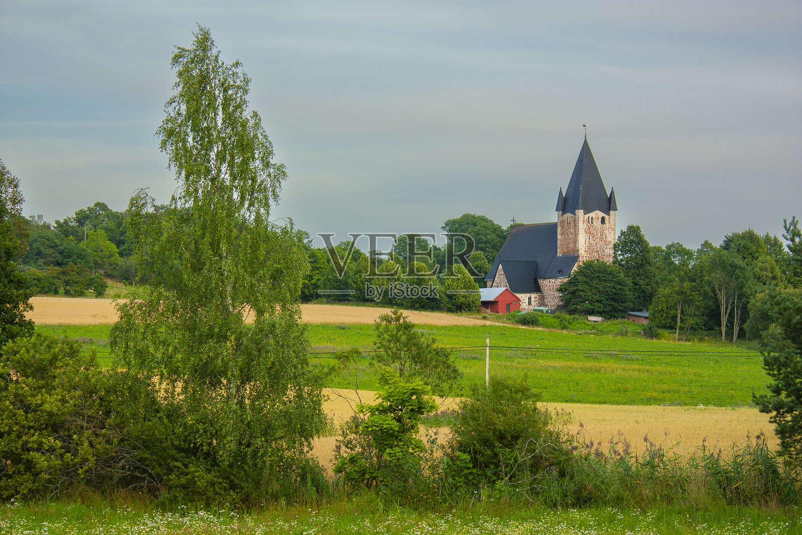 圣米迦勒教堂照片摄影图片
