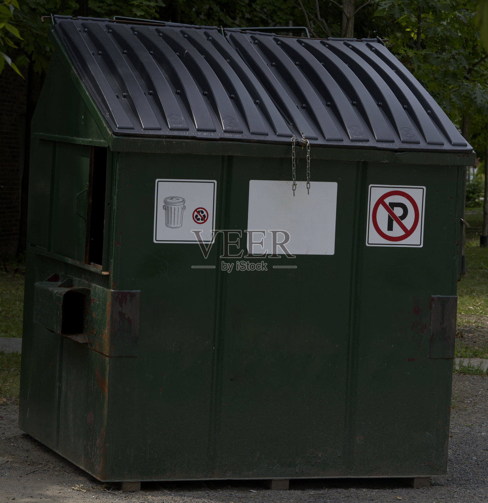 商业垃圾箱照片摄影图片