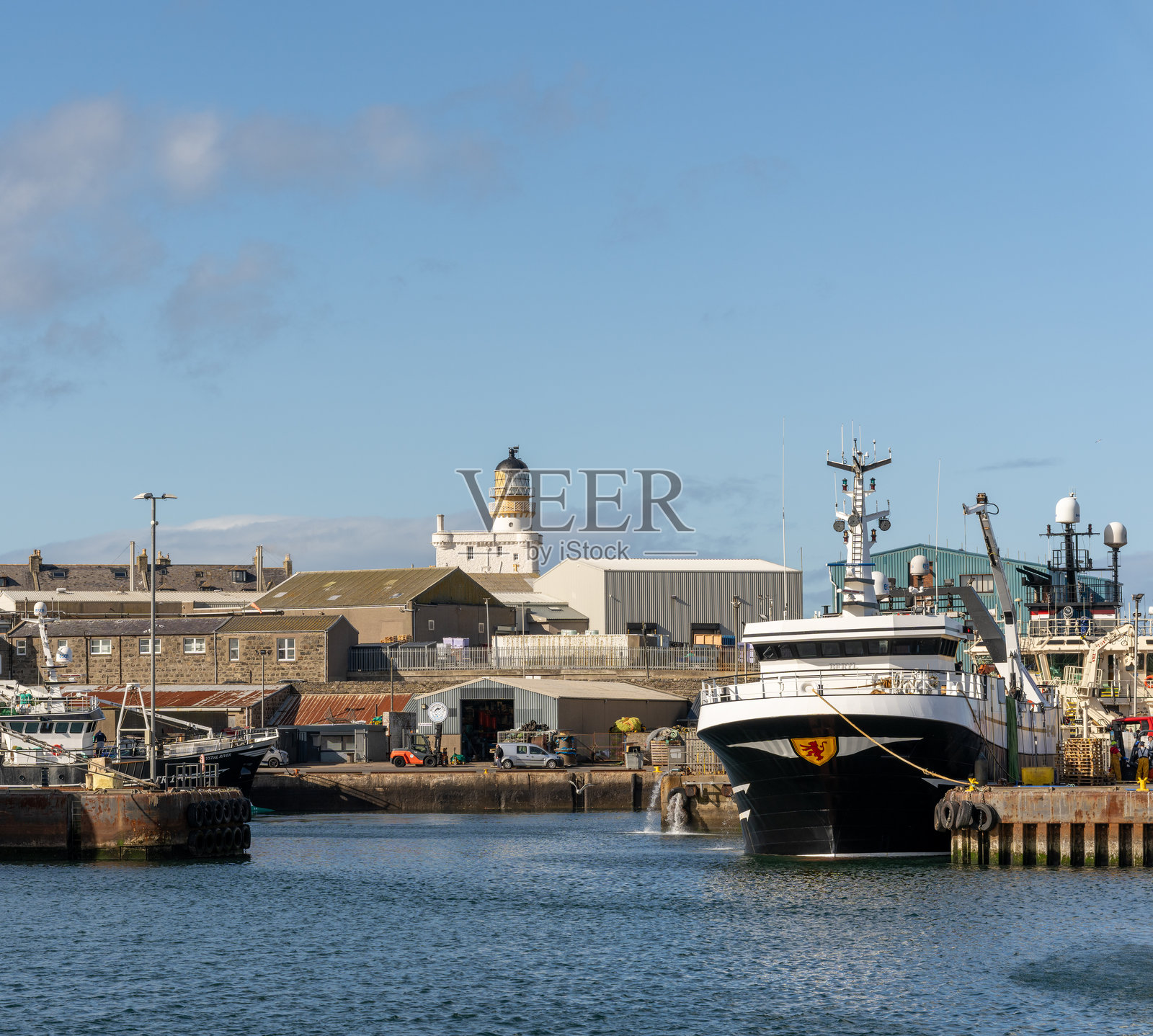 弗雷泽堡灯塔俯瞰港口照片摄影图片