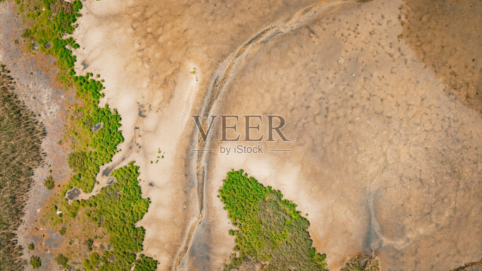 澳大利亚悉尼郊区，北部海滩，迪怀潟湖。俯瞰海洋的景色。照片摄影图片