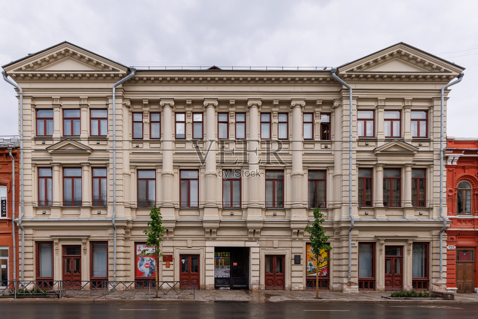 俄罗斯萨马拉的城市街道照片摄影图片