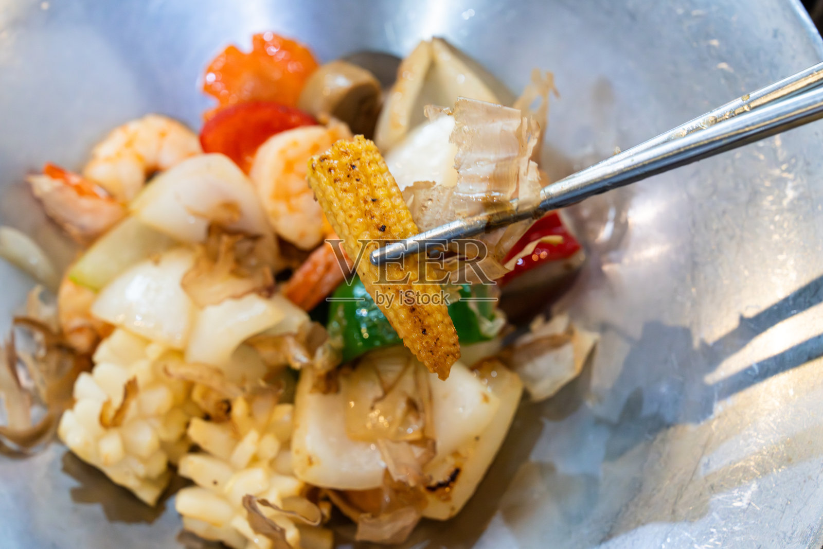 stir-fried seafood and vegetables照片摄影图片