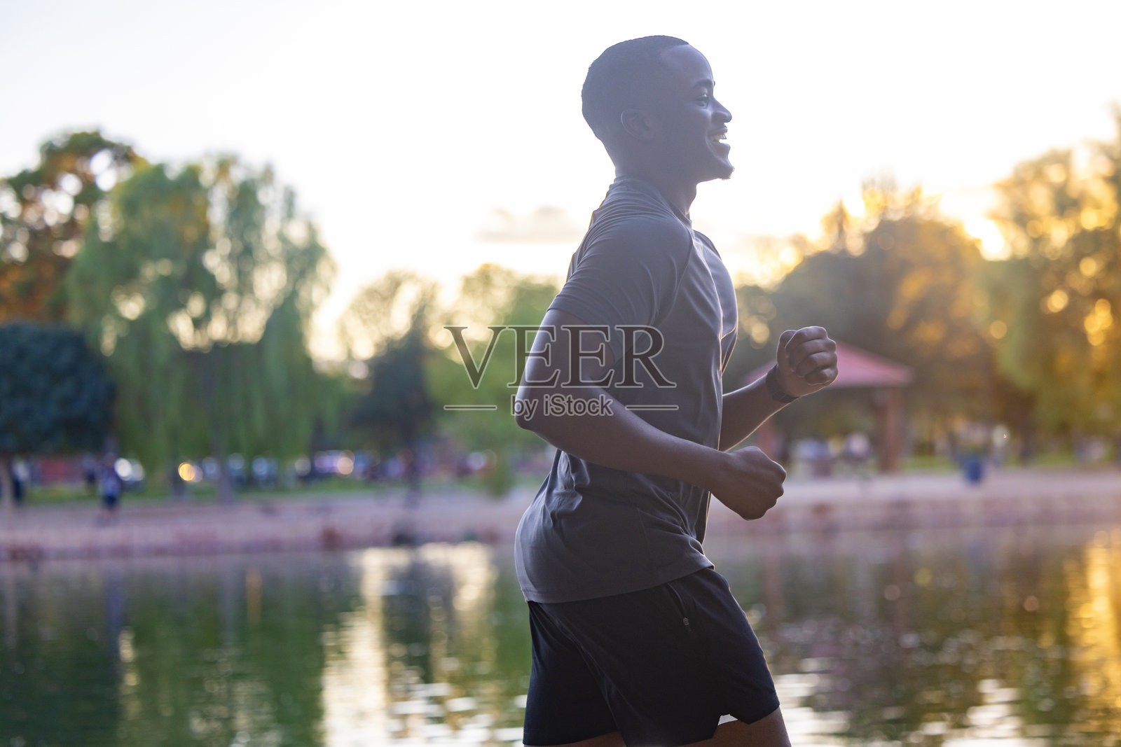 慢跑照片摄影图片