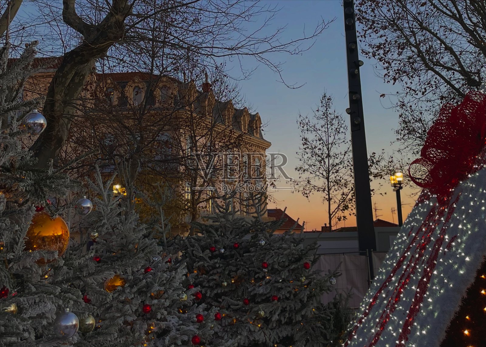 法国贝济耶的圣诞节照片摄影图片