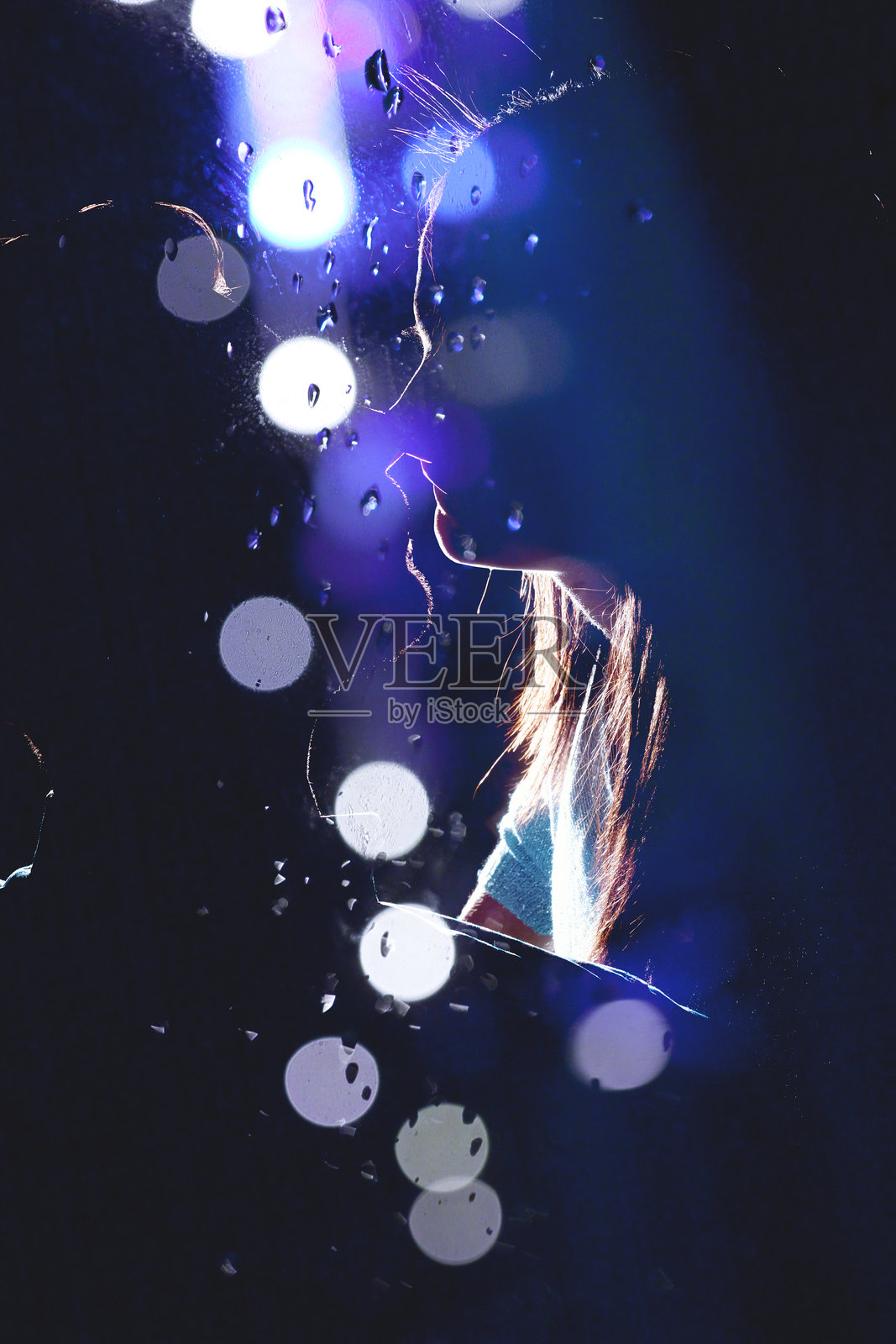 情侣接 吻的剪影照片摄影图片