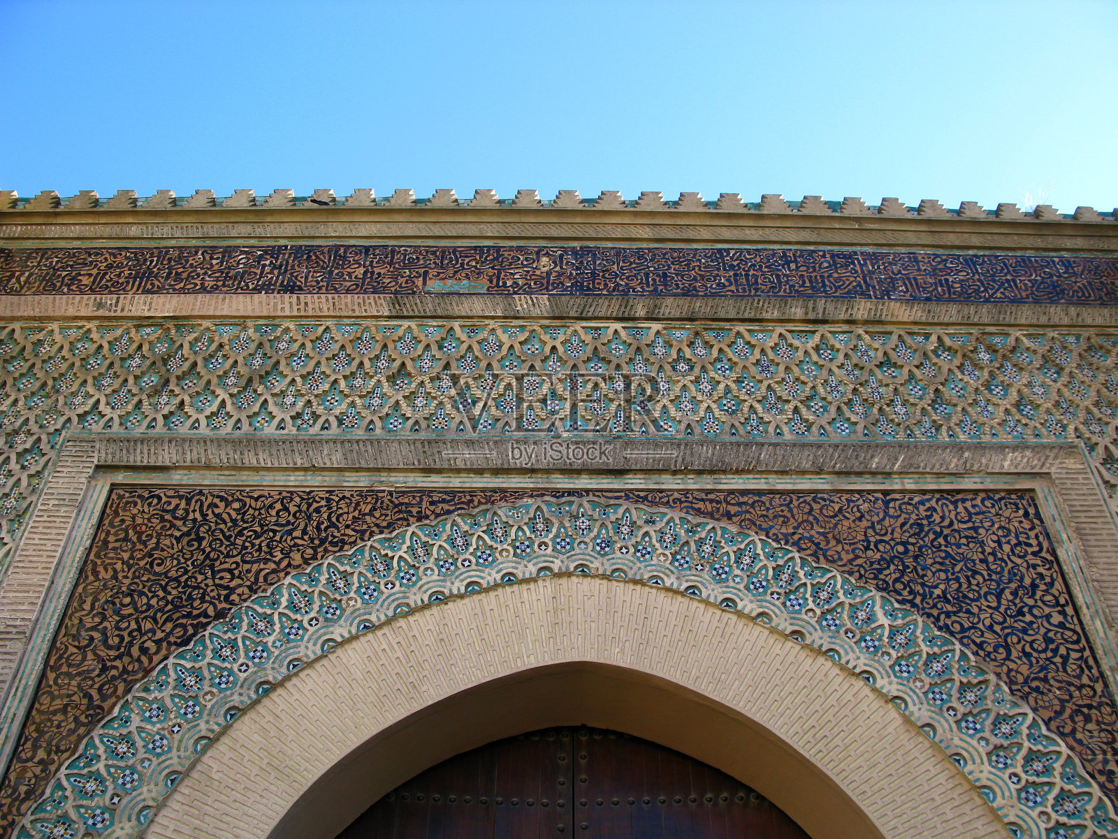 摩洛哥梅克内斯市的巴巴曼苏尔门照片摄影图片