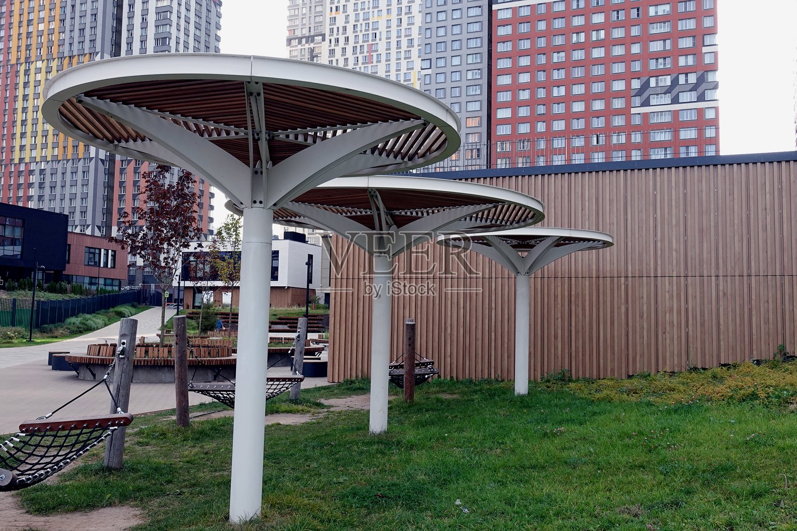 大都市的现代住宅区。照片摄影图片