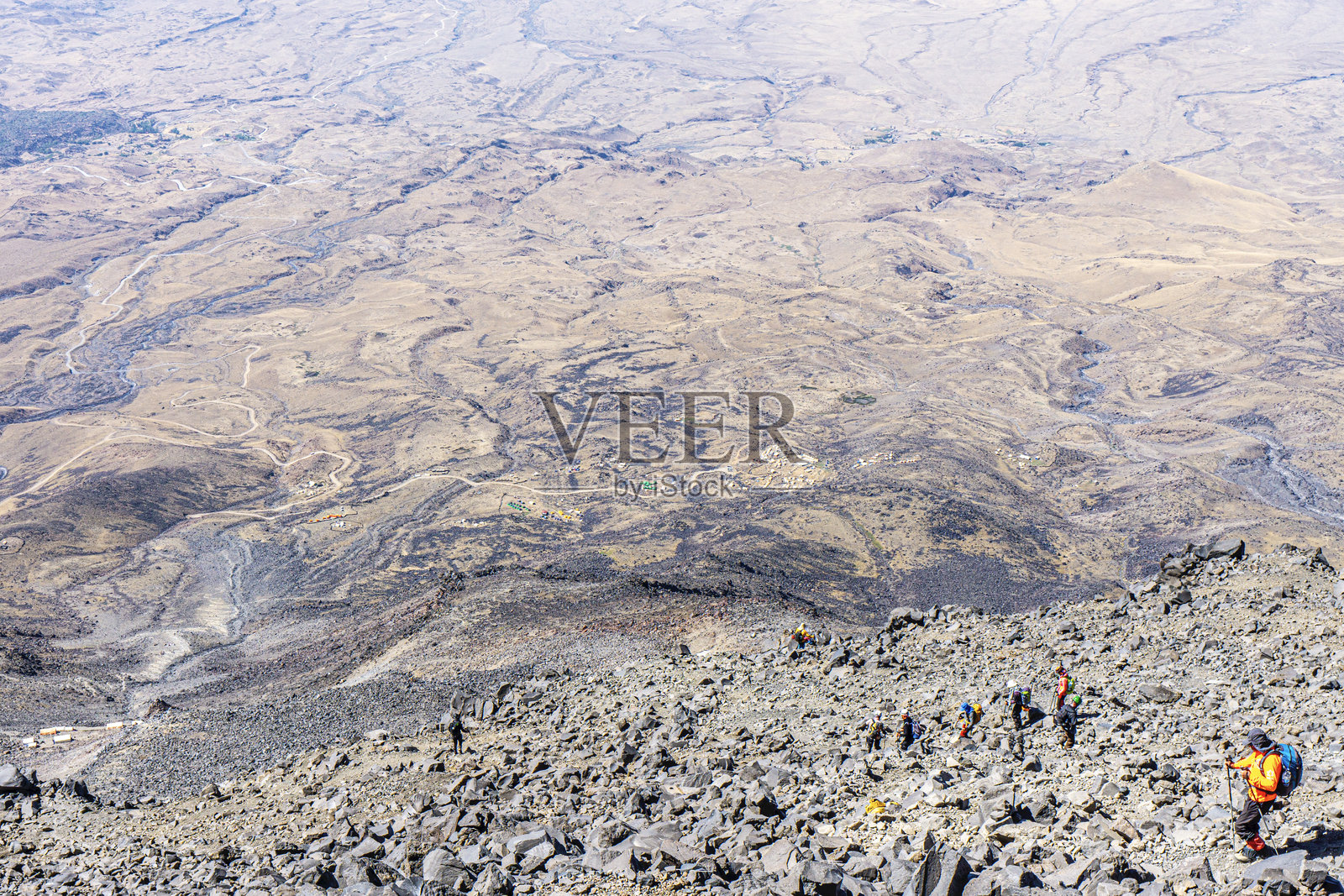 土耳其阿勒省的亚拉拉特山照片摄影图片