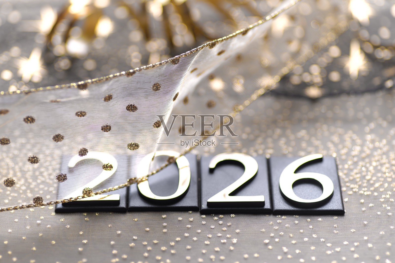 新年快乐。抽象背景上的2026数字符号照片摄影图片