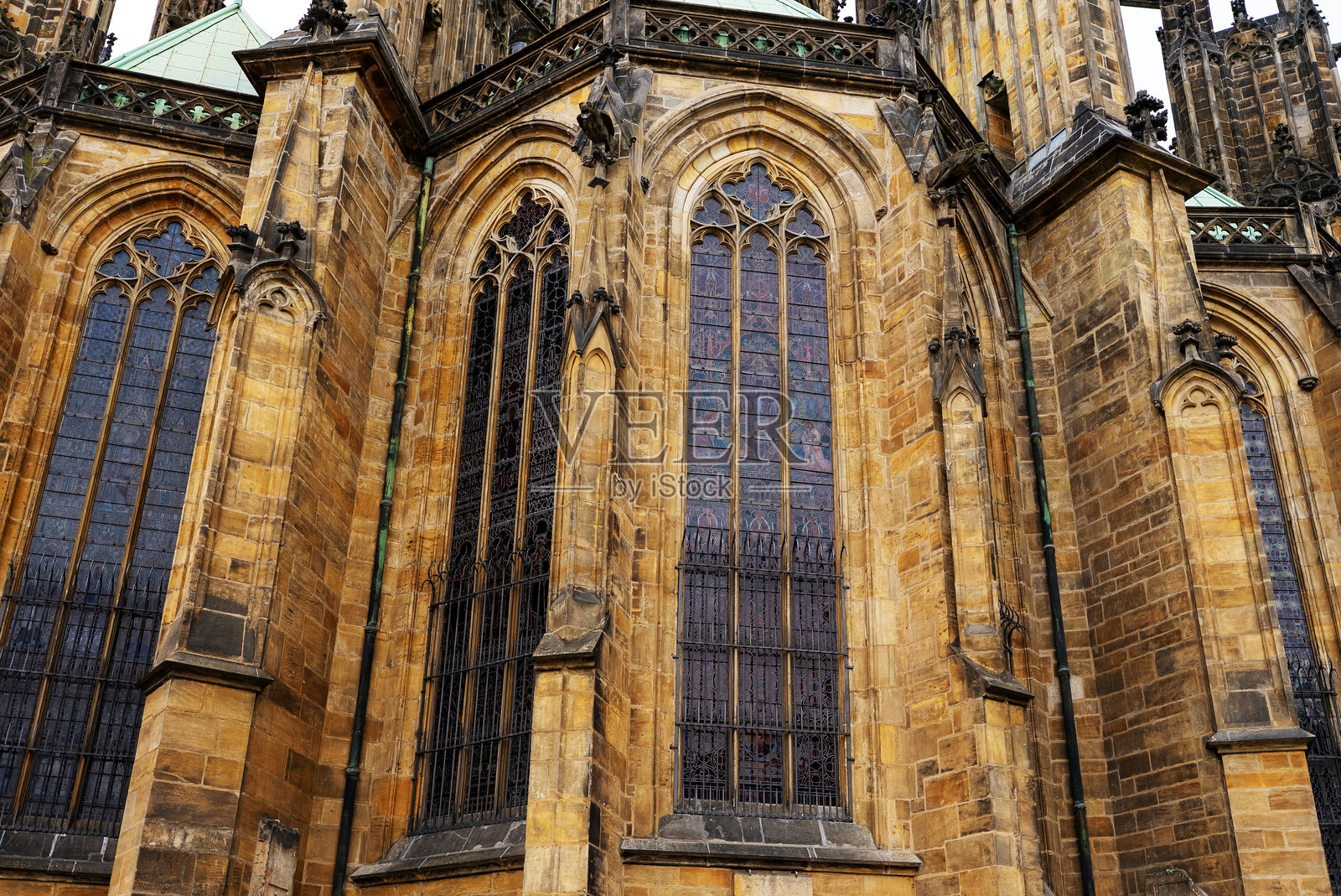 布拉格城堡的哥特式圣维特大教堂。照片摄影图片