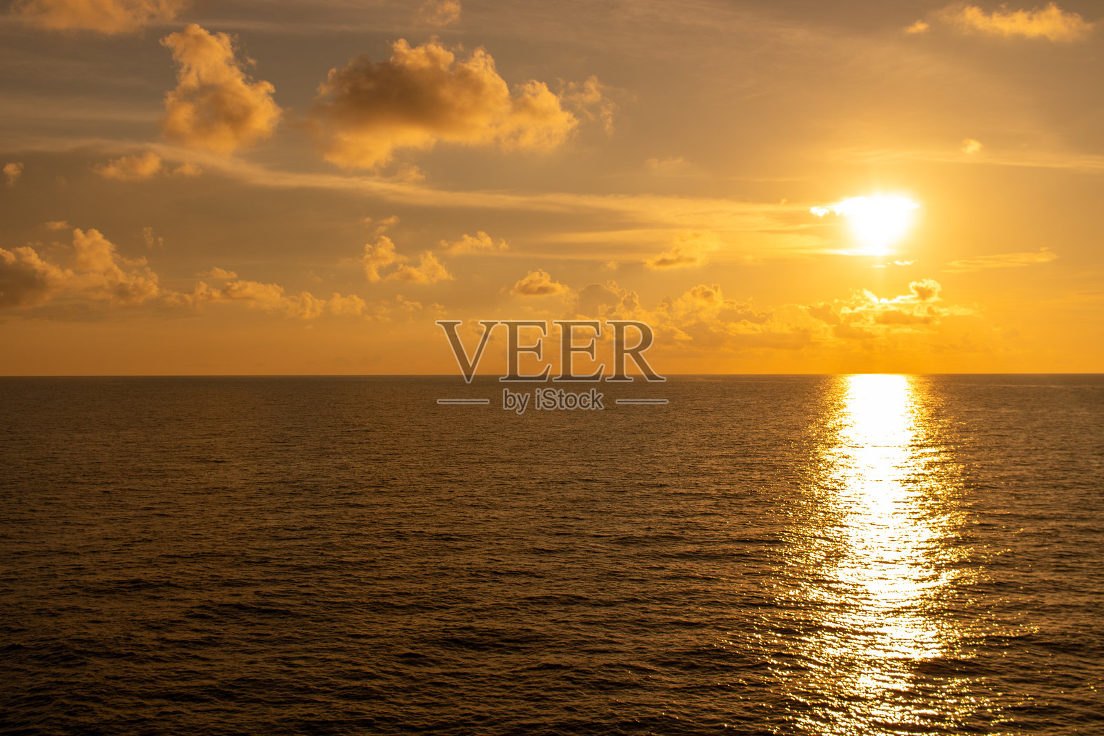 海上日落照片摄影图片