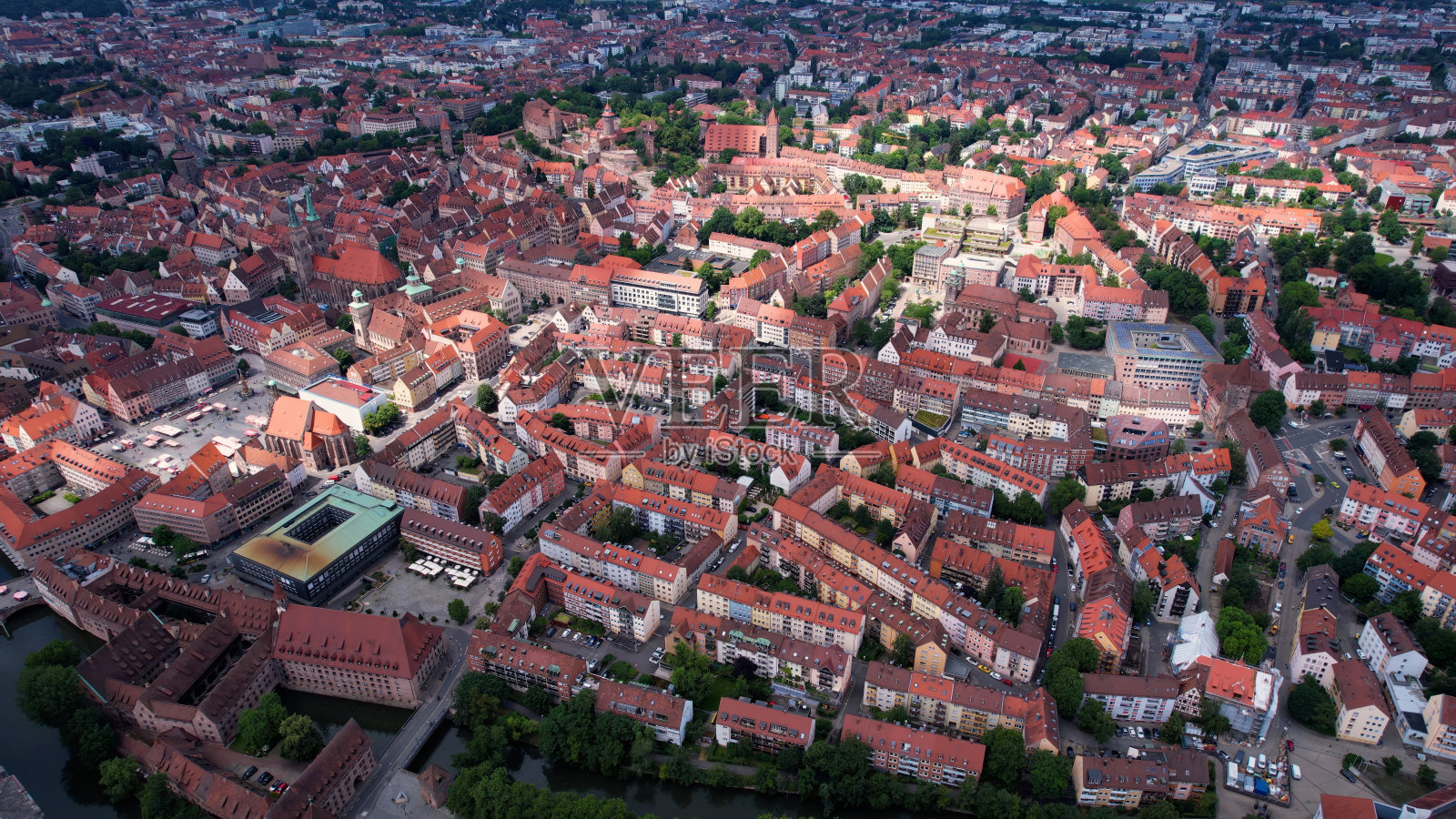 城市纽伦堡的鸟瞰图照片摄影图片