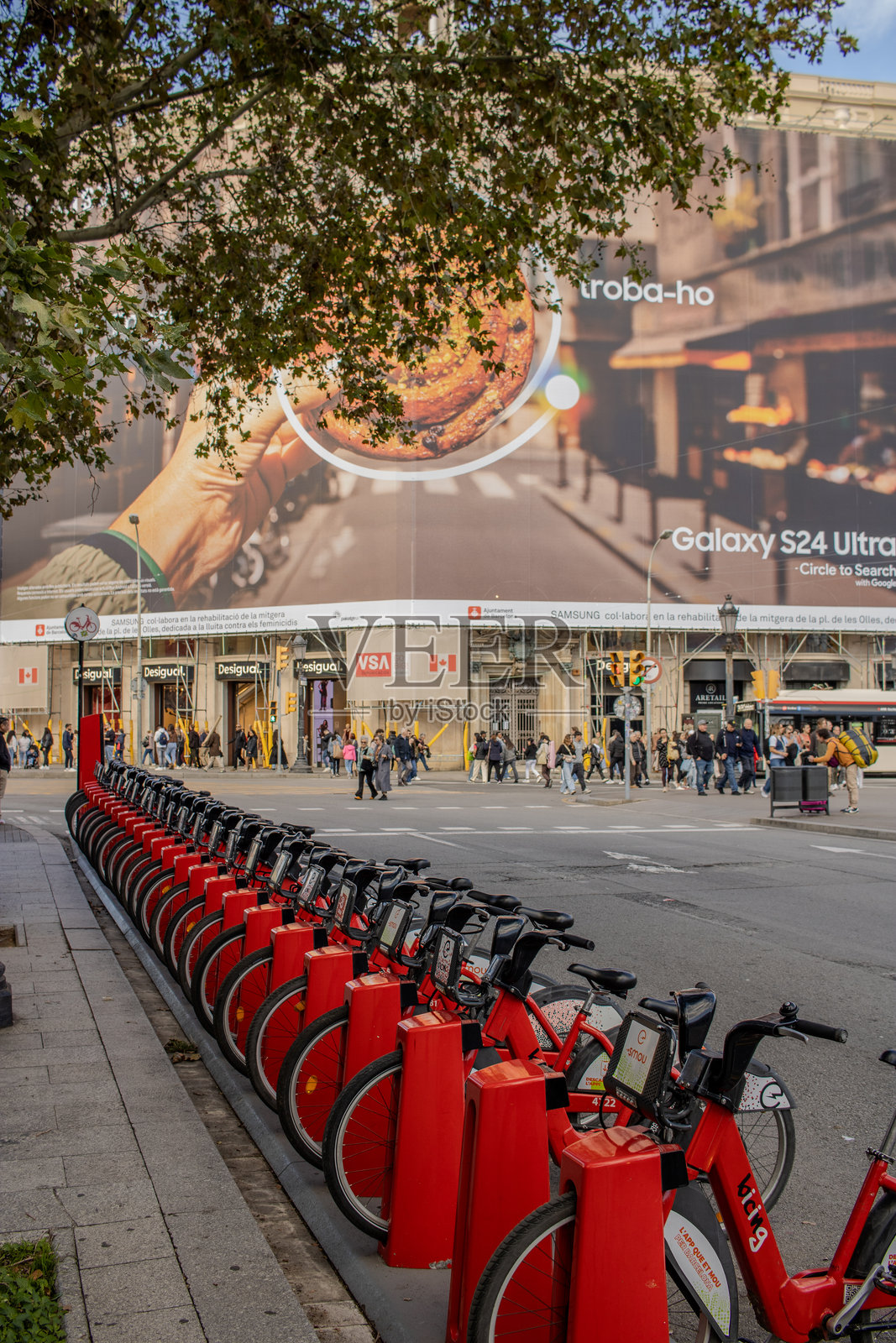 巴塞罗那租用自行车照片摄影图片
