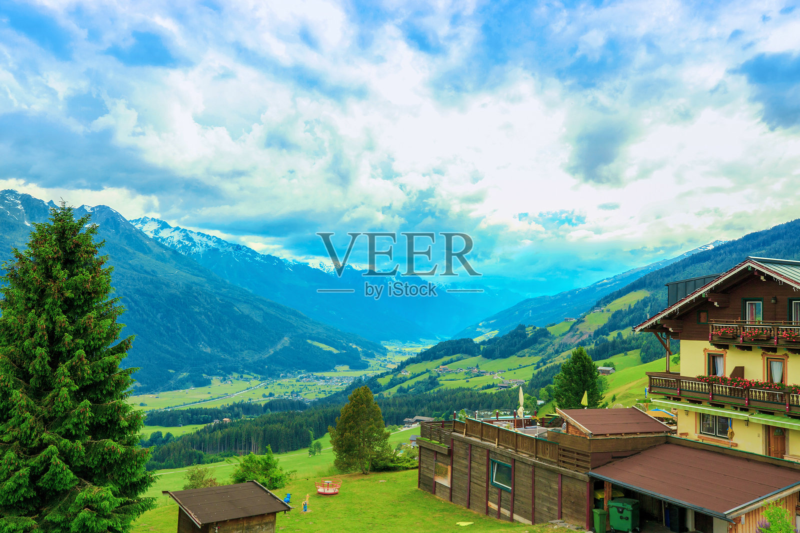 奥地利蒂罗尔州高陶恩国家公园，蓝天下的美景照片摄影图片