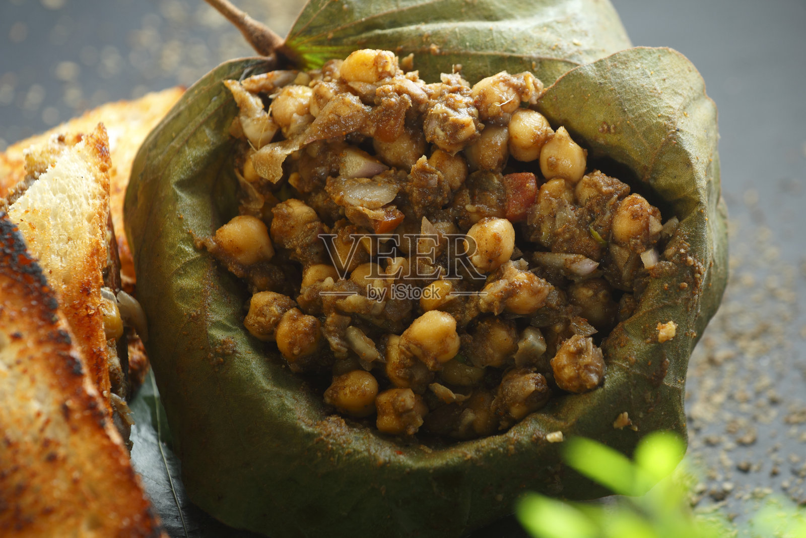 香辣鹰嘴豆面包三明治照片摄影图片