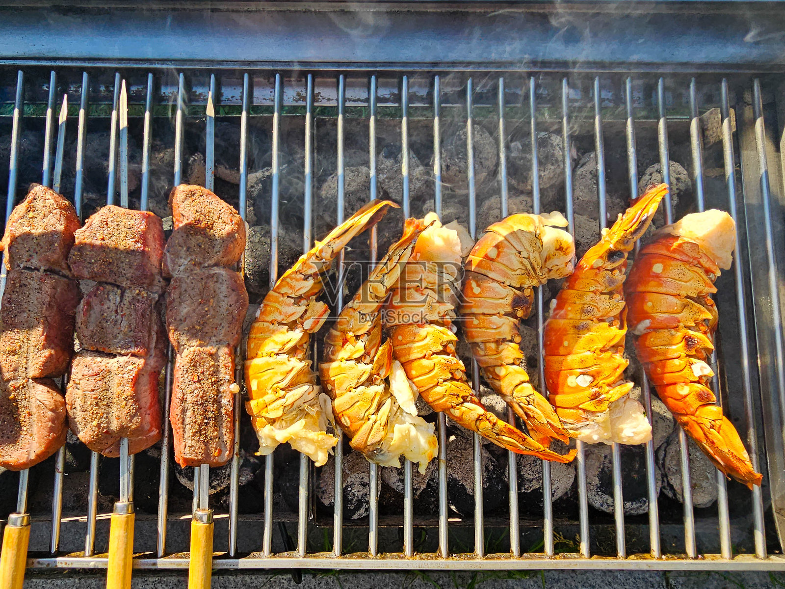 冲浪与草坪照片摄影图片