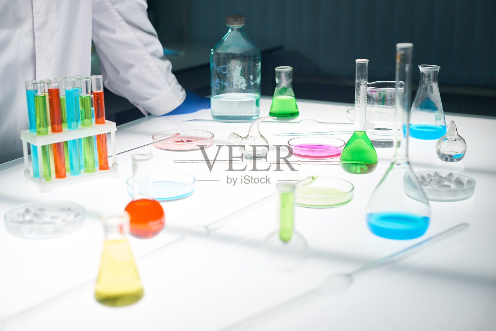 实验过程照片摄影图片