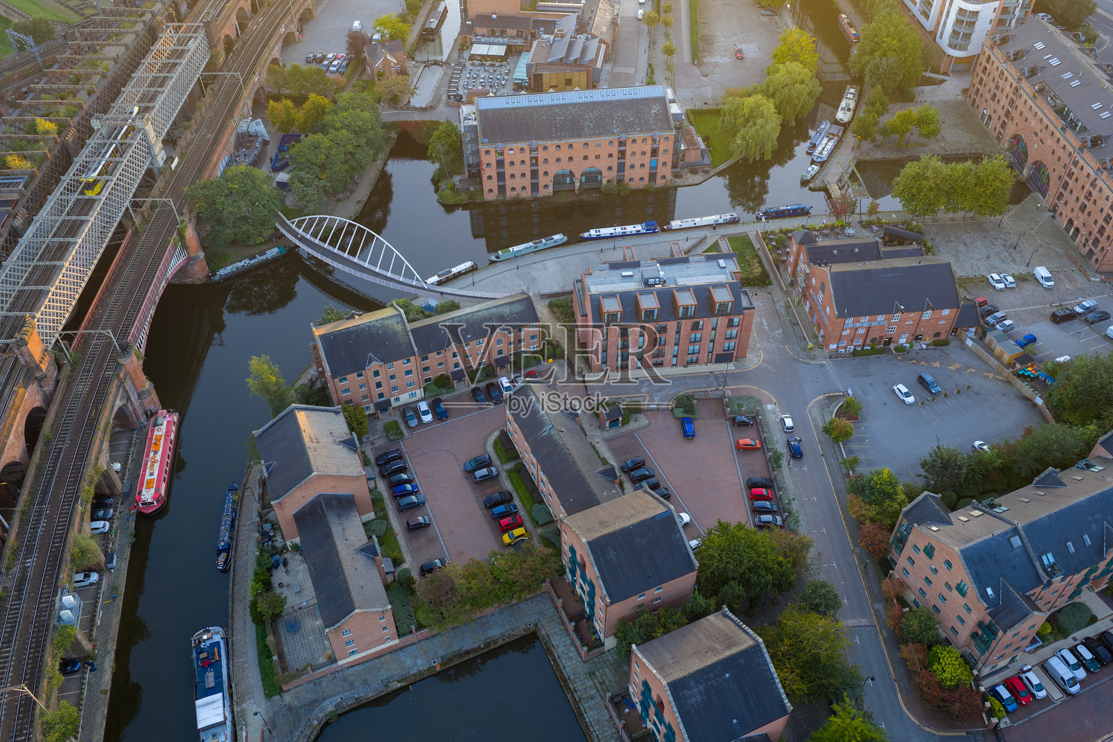 曼彻斯特城堡区上空俯瞰日出景象照片摄影图片