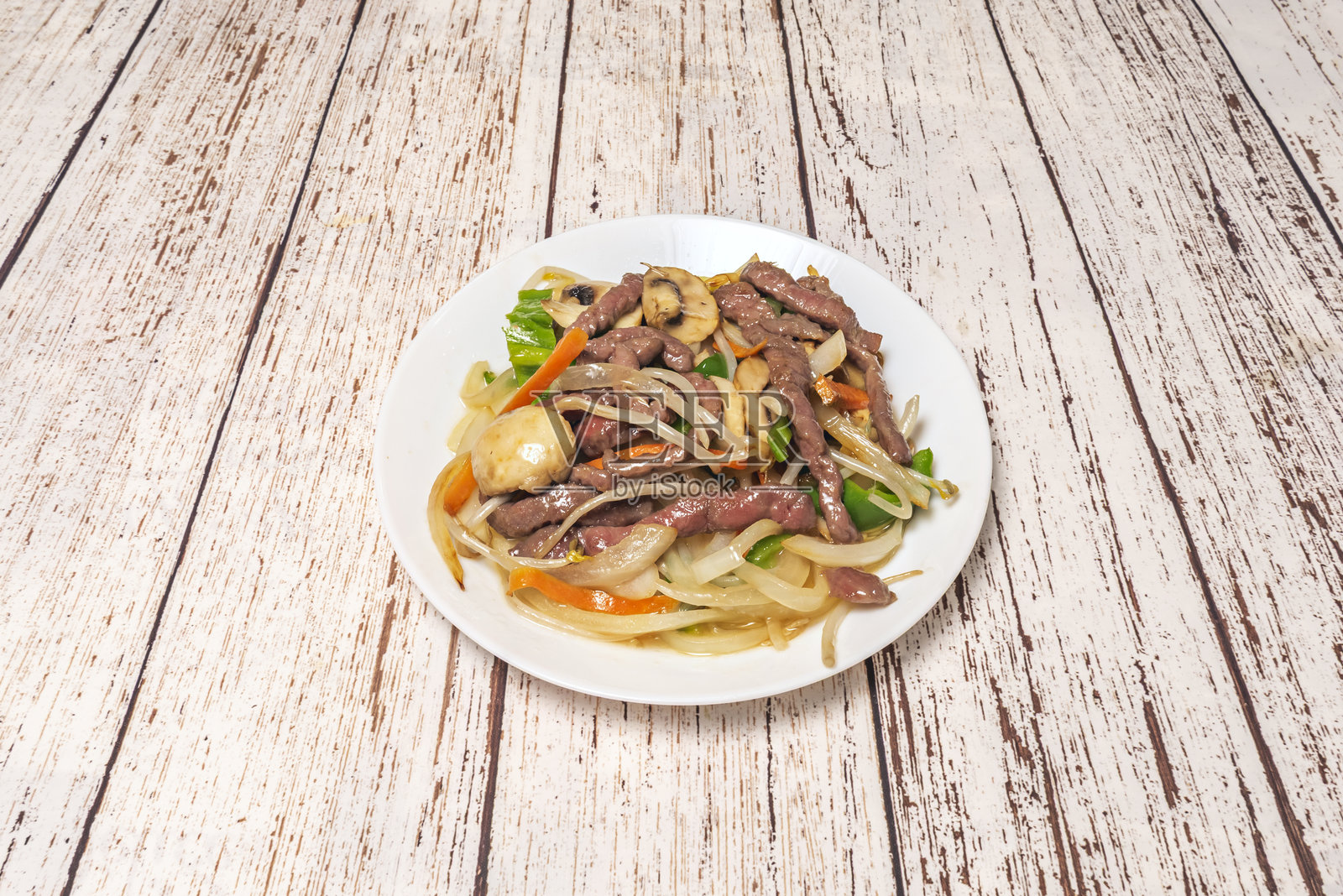 正宗的中餐味道可能非常辛辣或苦涩。照片摄影图片