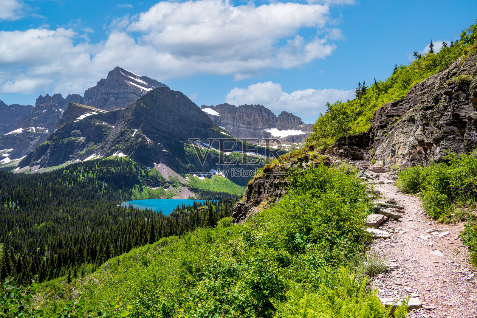 格林内尔湖和山间小径，位于冰川国家公园照片摄影图片