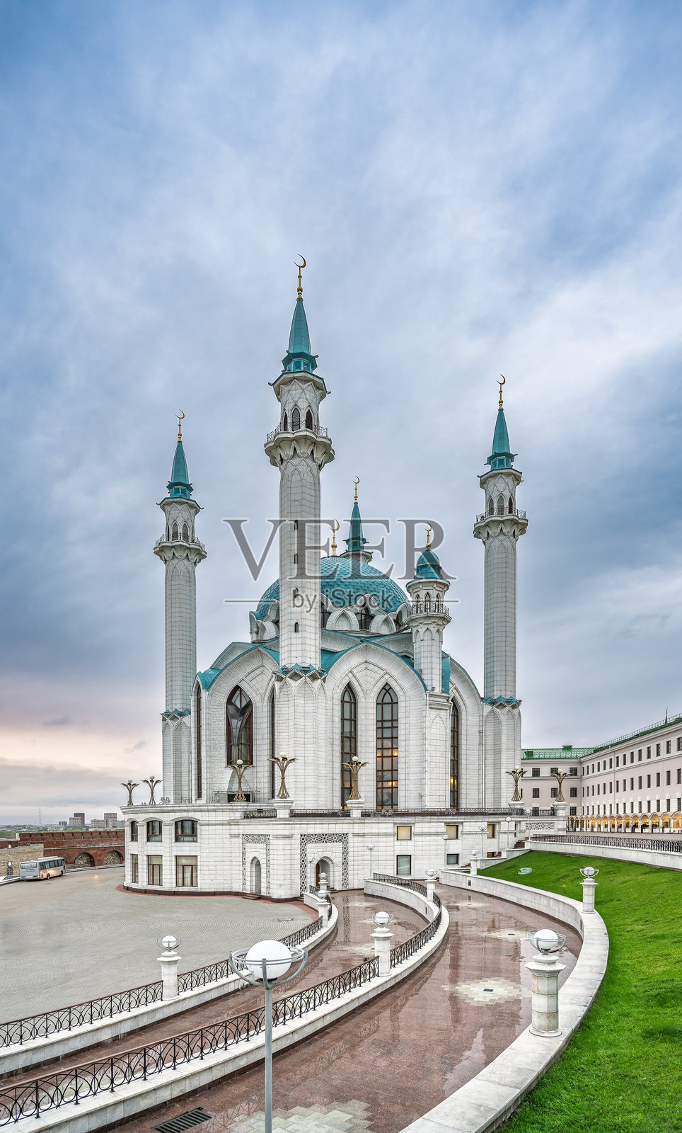 俄罗斯喀山克里姆林宫的库尔沙里夫清真寺。它是喀山的旅游景点。照片摄影图片