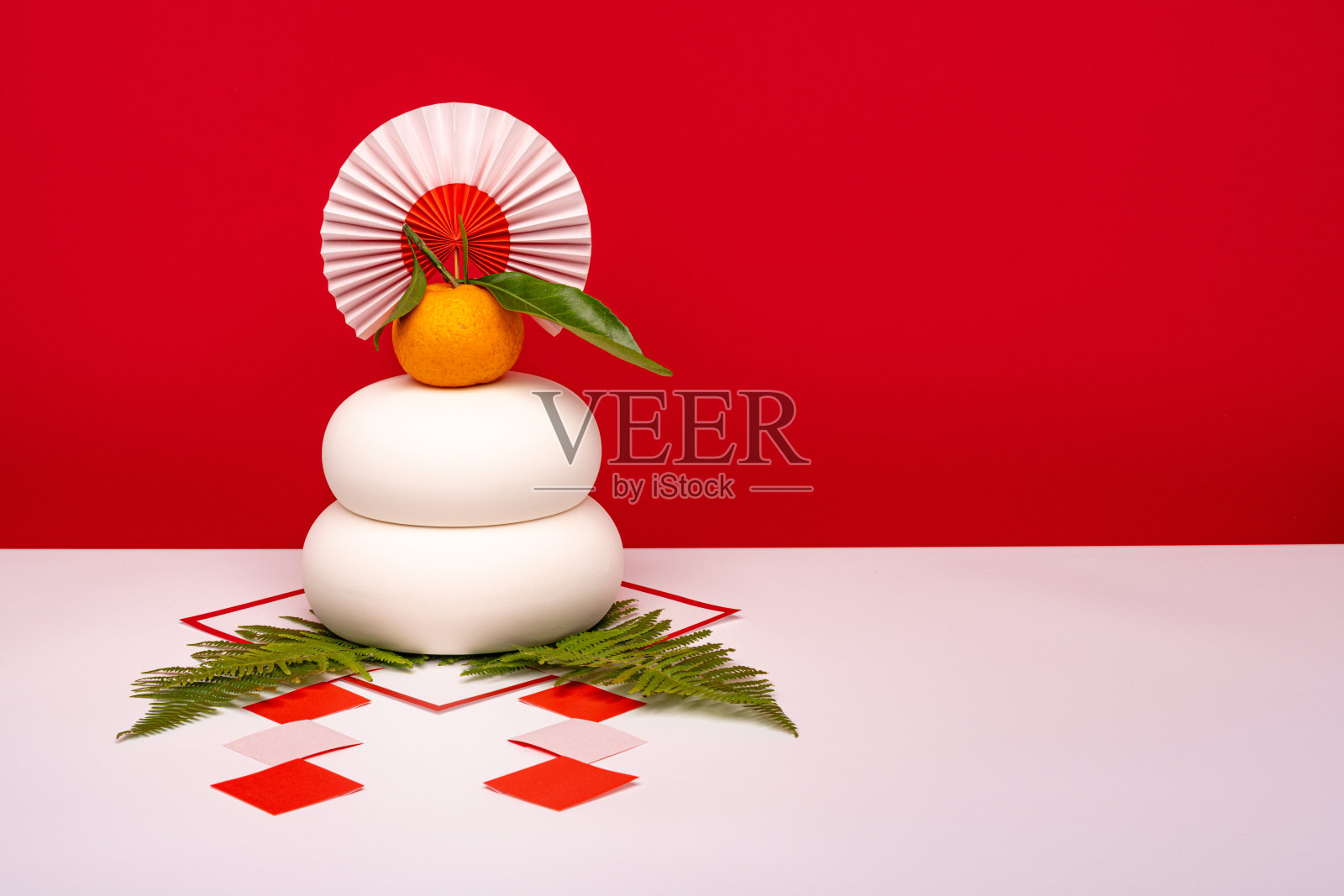 镜饼是献给神明的贡品。照片摄影图片