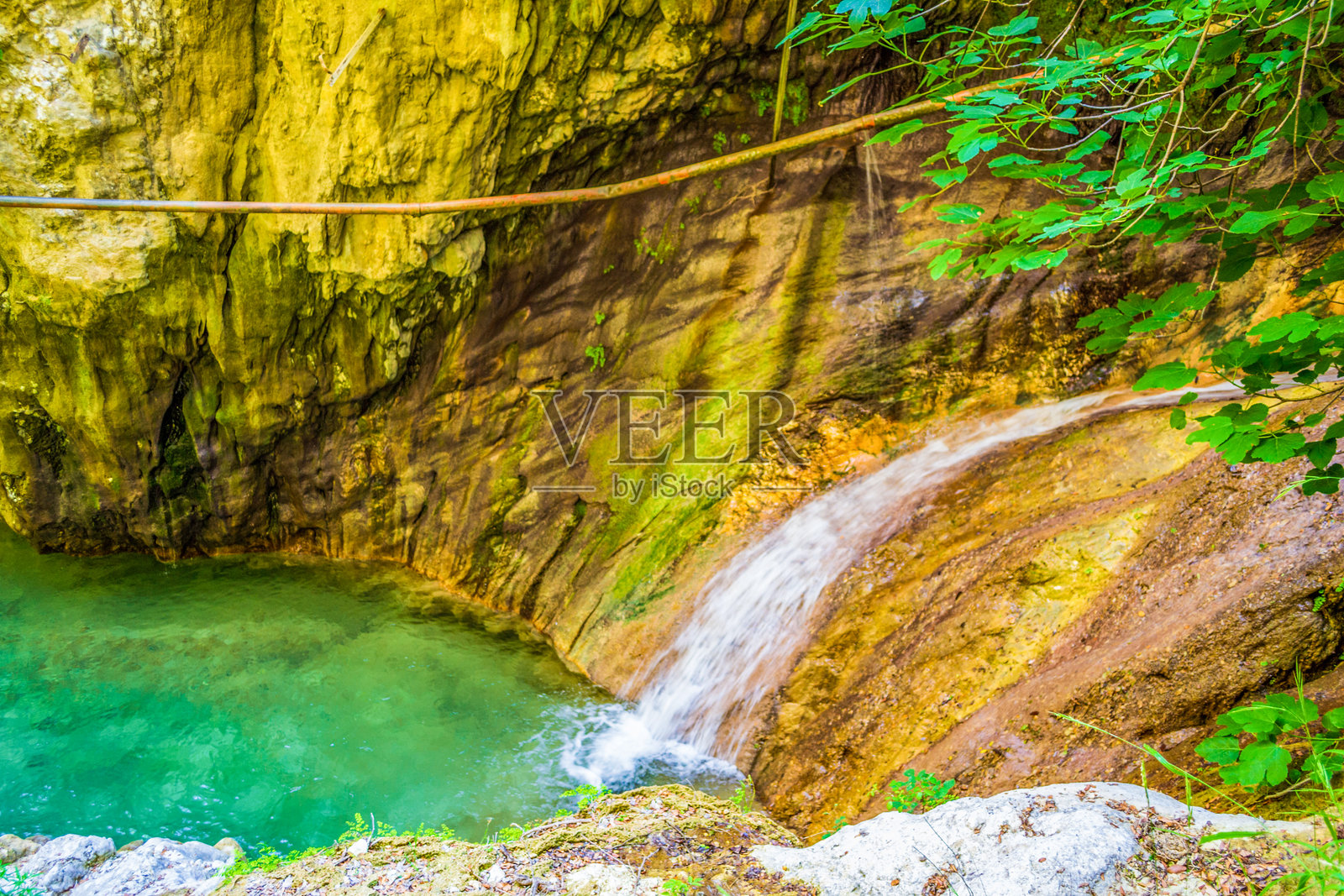 希腊伊奥尼亚群岛莱夫卡达岛的尼德里瀑布照片摄影图片