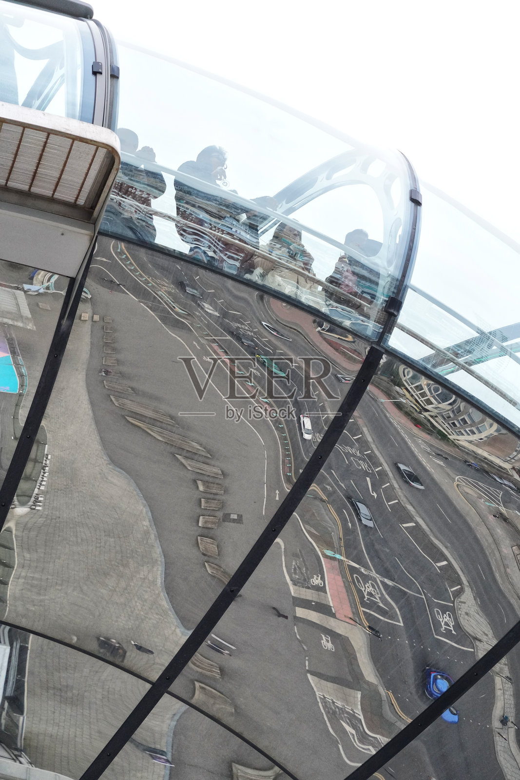 布莱顿i360塔：英国地标照片摄影图片