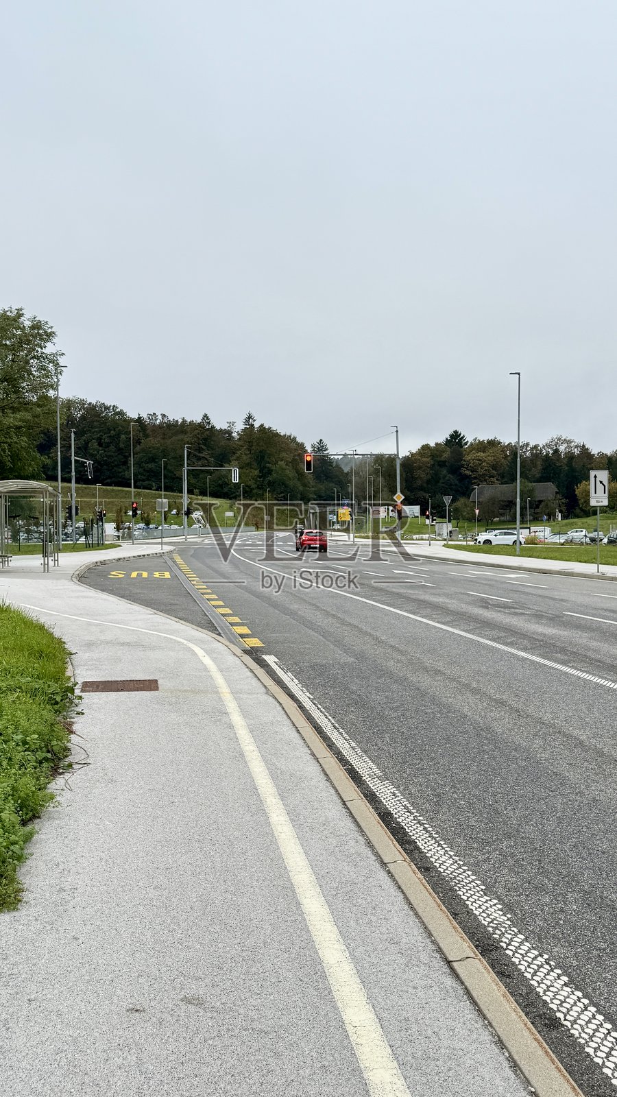 公交车站照片摄影图片