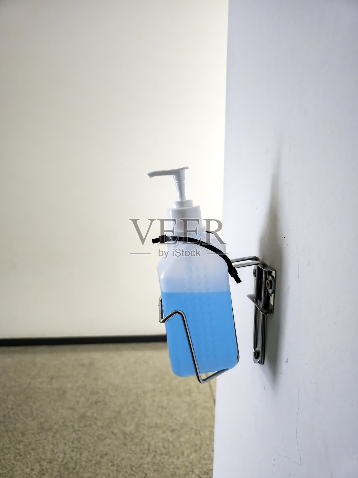 含酒精的洗手凝胶照片摄影图片