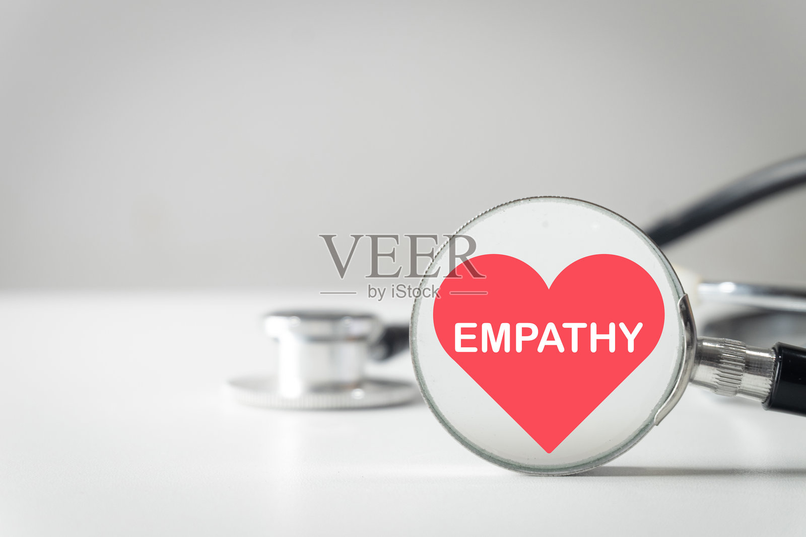 医疗中的同理心。医疗关怀与患者护理概念。照片摄影图片