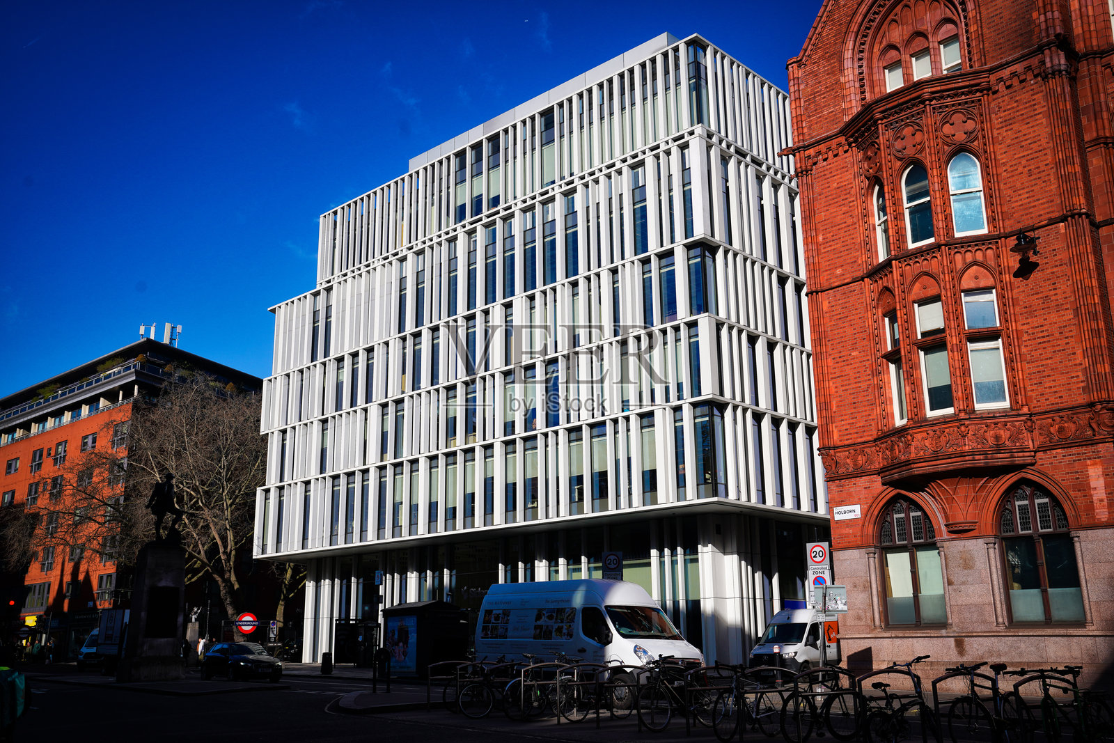 英国伦敦霍尔本的城市街道建筑照片摄影图片