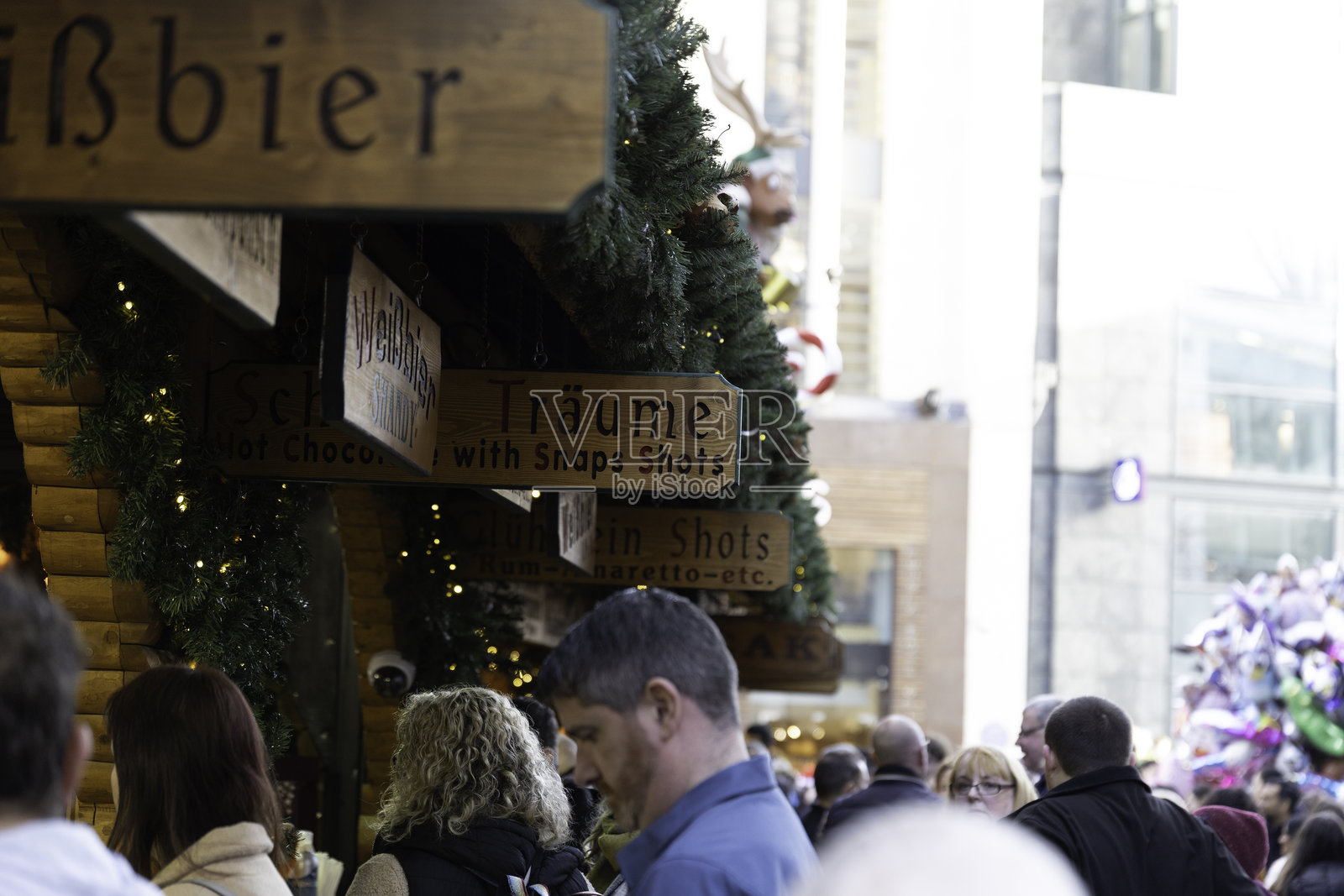 2023年12月伯明翰户外德国圣诞市场照片摄影图片