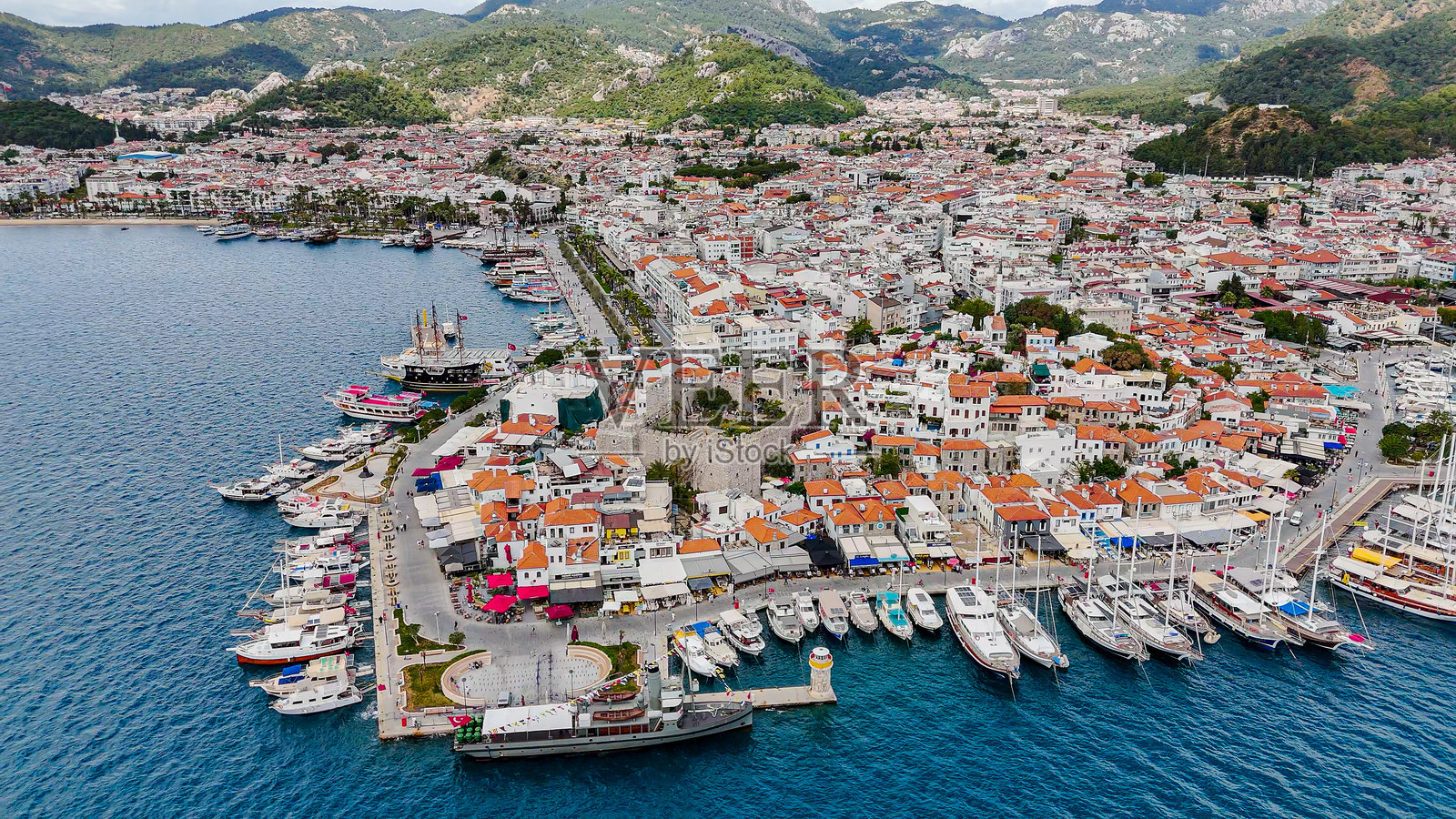 马尔马里斯市航拍视角照片摄影图片