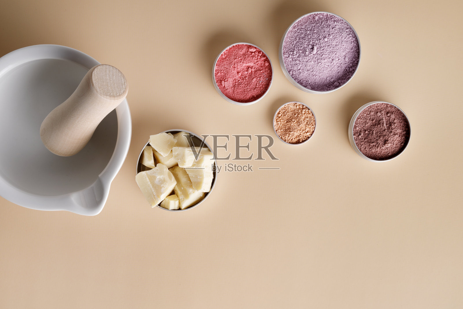 制作天然化妆品照片摄影图片